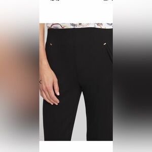 Chico’s Juliet Slim Leg Pants Size 0.5 Black | Slimming Pull-On